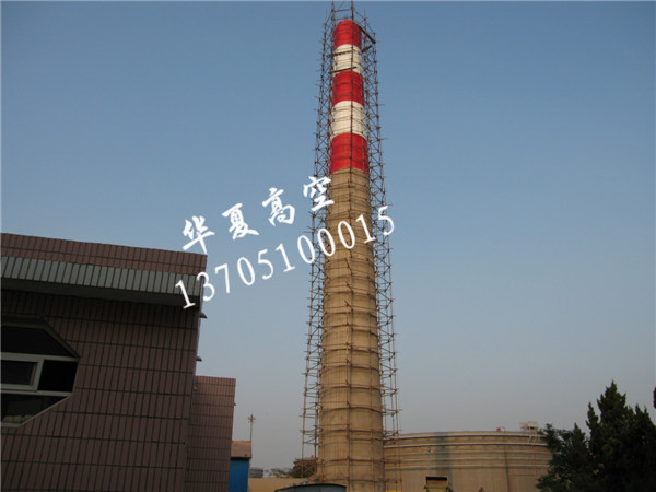 新建煙囪刷色環(huán).jpg